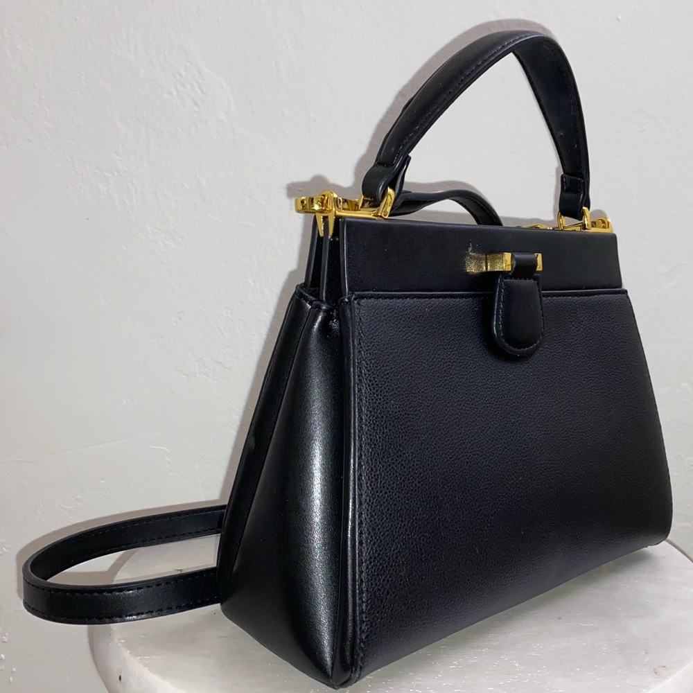 JW Pei Vegan Leather Handbag in Black 🖤
